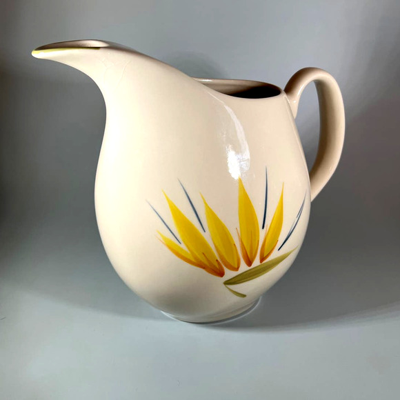 Winfield China Porcelain Bird Of Paradise 2 Quart Pitcher Made USA - Picture 3 of 7